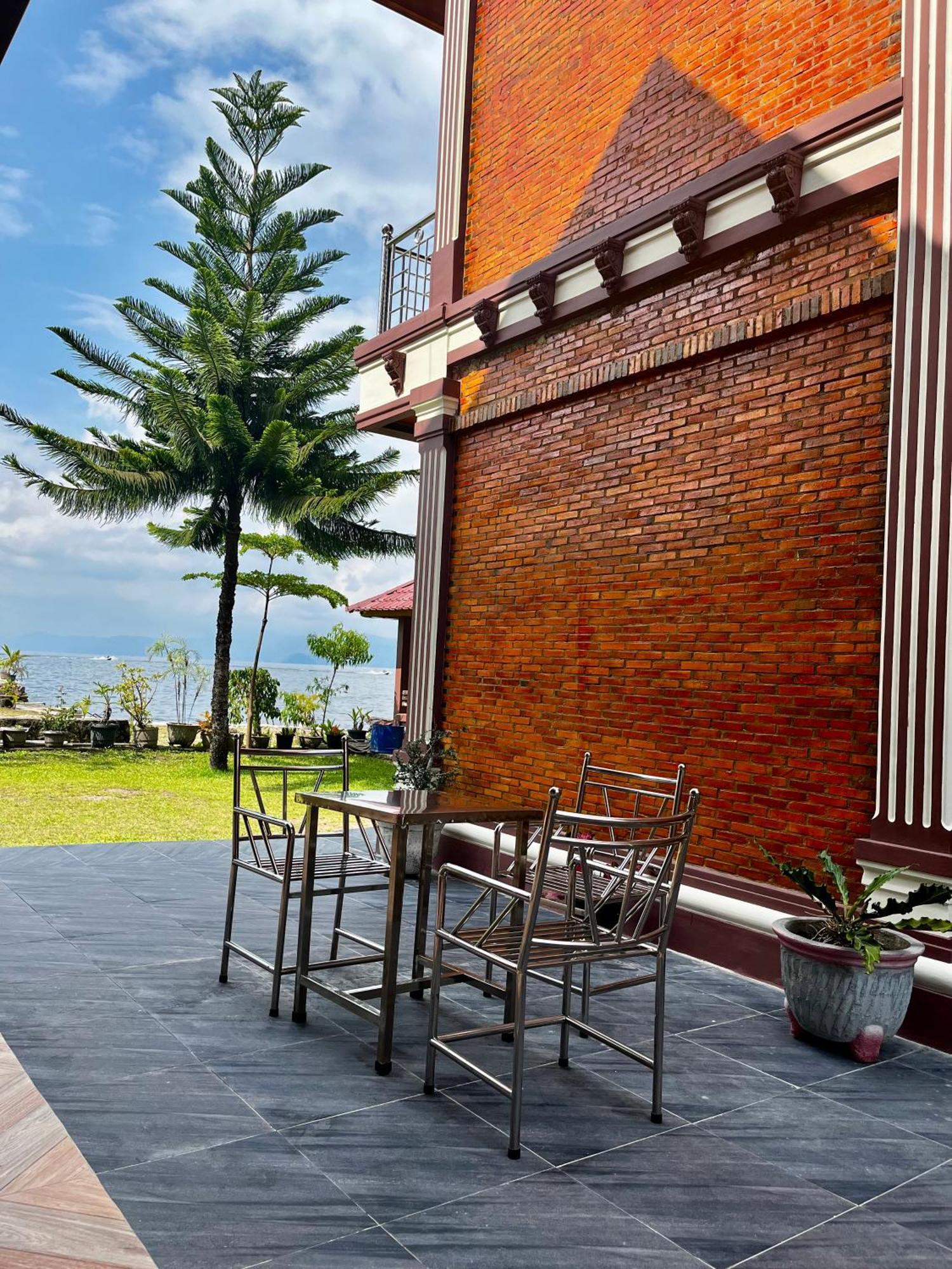Gokhon Guest House Tuk Tuk Exterior photo